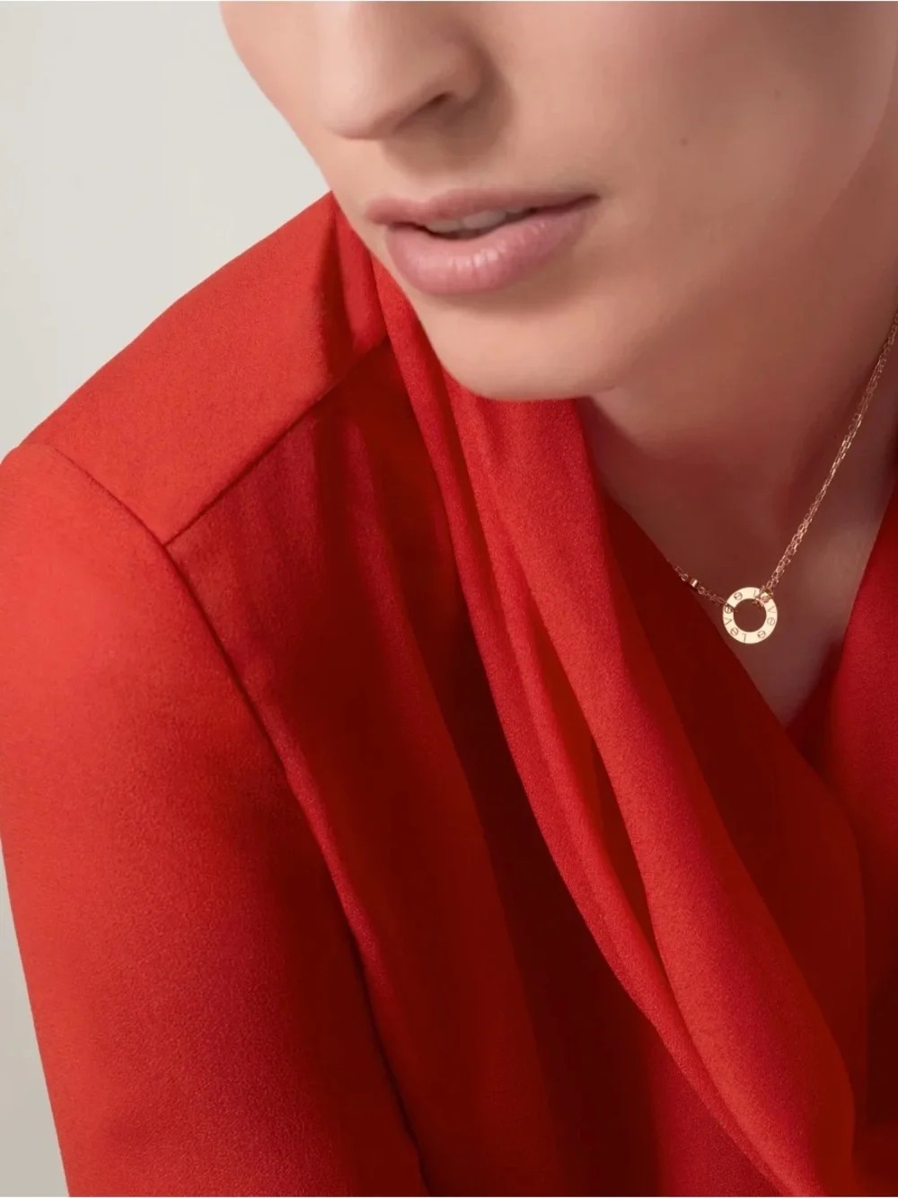 Gold Love Circle Pendant Necklace - Women Jewelry